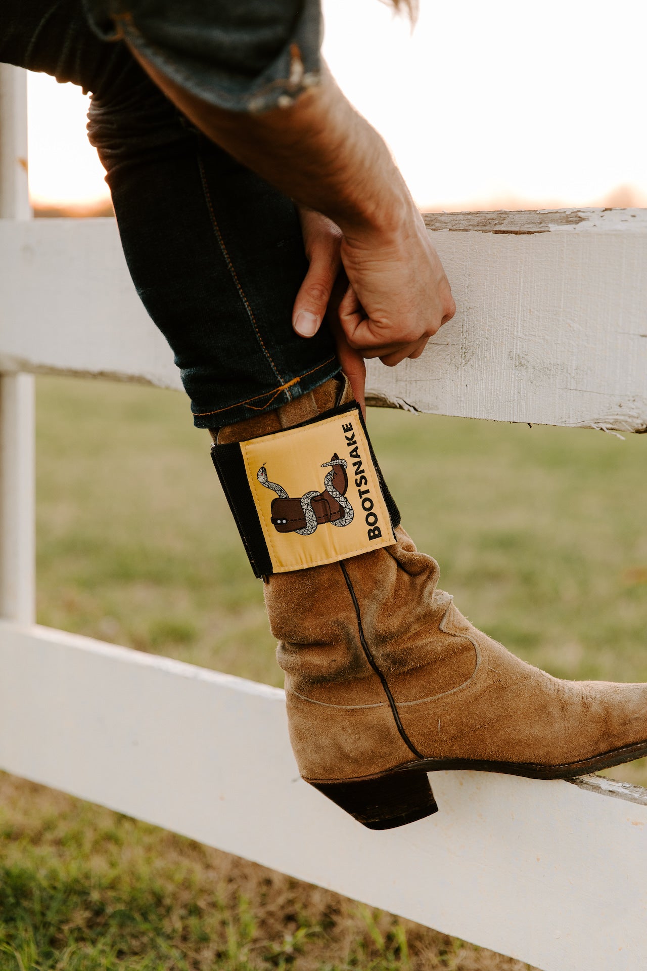 Line clearance cowboy boots